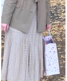 SNIDEL | イレギュラープリントプリーツスカート/BEG(スカート)