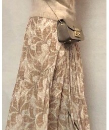 SNIDEL | プリーツデザインワンピース/アイボリー(ワンピース)