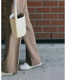 aritzia | チノパンツ