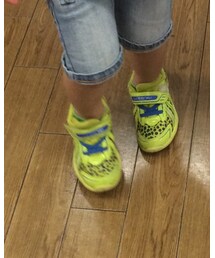 瞬足 | スニーカー