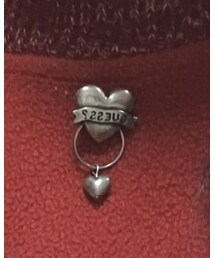 Guess | ブローチ/コサージュ