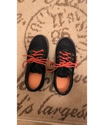 Hush Puppies | 三年前去香港玩時買的,其實墊了一個鞋墊還是太大,所以一定要加厚襪子才行!
對了,香港的Hush puppies款式比台灣年輕很多喔!不是媽媽鞋喔!
Although it's a little bit big for me,I'still wearing it :p(その他シューズ)