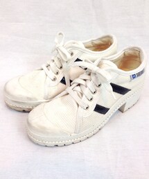 モノトーンのヒールスニーカー(スニーカー)