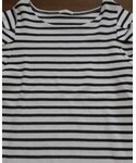 GU(ジーユー)の「トップス(Tシャツ/カットソー)」
