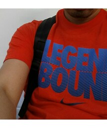 NIKE | グアムのマイクロネシアモールでキッズのLサイズを買いました。寸法は日本のSからMというとこだけど、首回りが狭い(Tシャツ/カットソー)