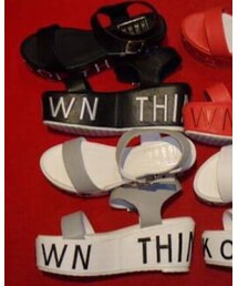 SPINNS | ロゴ厚底サンダル(サンダル)