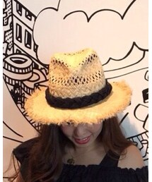 E hyphen world gallery | ハット