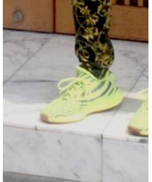 Yeezy | スニーカー