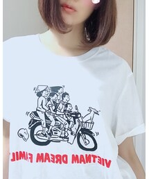 ベトナムで買った | 3人4人は普通なベトナム😂(Tシャツ/カットソー)