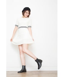 A | White slim fit dress(スカート)