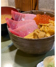 鮨國のうにいくら中トロ丼 | その他