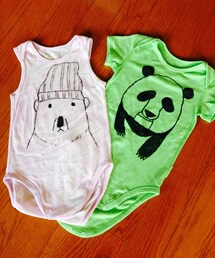 UNIQLO | UNIQLOロンパースに落書きシロクマ(ロンパース)
