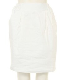 on the couch | タイトスカート(スカート)