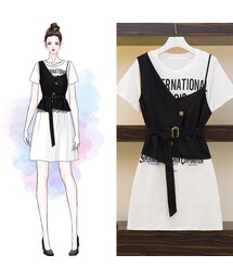 お勧めコーデオーバーサイズアルファベットプリントTシャツ+ベルト付きシンプルデザインベストセットアップ(ワンピース)