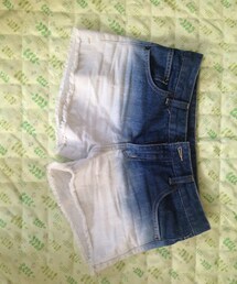 ショートパンツ(デニムパンツ)