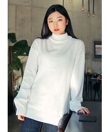 ドロップショルダーハイネックニットプルオーバー(ニット/セーター)