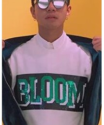 Mo&Co. | トップス