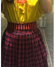 UNKNOWN. | スカート