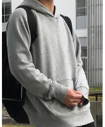 GU | パーカー