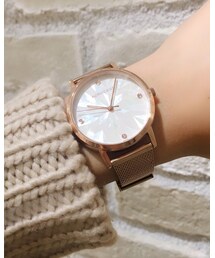 monogriis | ローズゴールド×ホワイト メッシュベルトタイプ ¥15,000(アナログ腕時計)