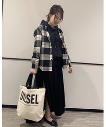 スリットがすごく入ってます📷 | スカート