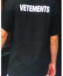 VETEMENTS | Tシャツ/カットソー