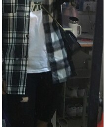 V | デニムパンツ