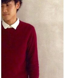 GU | 赤のカタアゼクルーネックセーター(ニット/セーター)