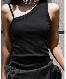 ESSENTIALs | タンクトップ