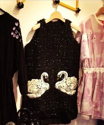 あちゃちゅむ | 白鳥刺繍ワンピース(ワンピース)