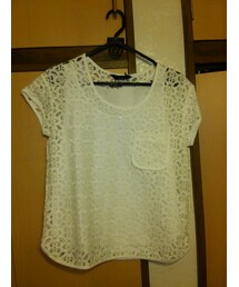 FLORENT | 白レースのトップス。着るとカジュアル感が強め。(Tシャツ/カットソー)