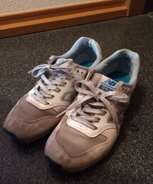 NEW BALANCE | グレーとシルバーのスニーカーさん(スニーカー)