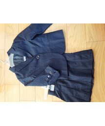 スキップランド | ストライプのジャケットとスカート。セールで激安！
(テーラードジャケット)