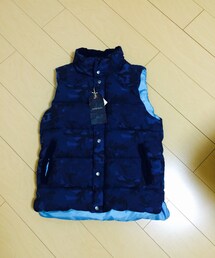 不明 | カモフラっぽくないカモフラダウンベスト(ダウンベスト)