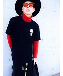 タートルネックと重ね着〜🙉💕☠️✌️️✨ | ｽｶﾙT～✌️️🙉💀☠️✨💕🎵(Tシャツ/カットソー)