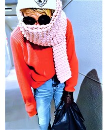 マフラー巻きまき〜〜🙊✌️✨🍊💕😎🤡💀👽🎃 | UNIQLO ｵﾚﾝｼﾞﾆｯﾄ(ニット/セーター)