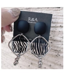 R&A~handmadeaccessory~ | ZEEBRA(ピアス(両耳用))