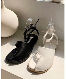 triin project | THUMB OPEN FLAT SANDALS (2COLOR)(サンダル)