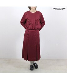 VINTAGE | 古着 赤 ワインレッド 無地 光沢 ダーク 長袖 ロング丈 ワンピース レディース ヴィンテージ (古着屋RAINBOW) (otu1608972)(ワンピース)