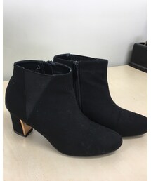 ゴールドがポイントのブーツ | ブーツ