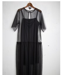 QUINOA BOUTIQUE | 2017SS QUINOA BOUTIQUE ☆QUINOA BOUTIQUE チュールプリーツワンピース 透け感のあるSSを感じさせるチュールワンピース。 インナーキャミワンピースとセットのアイテムです。 スキニーパンツと合わせたり、上にライダースを合わせたりと今年のトレンドとも相性ぴったりの1着。 スカート部分は同じ素材にプリーツ加工を施してあります。(ワンピース)