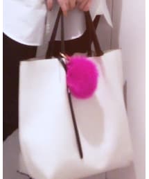 NO | キーホルダー