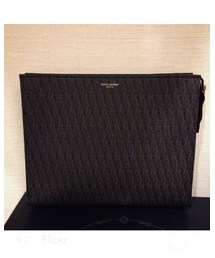 SAINT LAURENT PARIS | クラッチバッグ