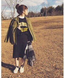 isn't she | スウェット