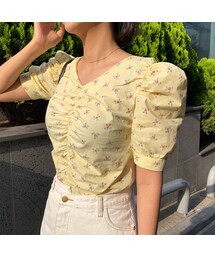 ソフトフラワーシャーリングブラウス(シャツ/ブラウス)