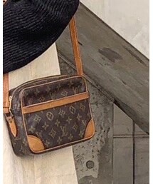 LOUIS VUITTON | ショルダーバッグ