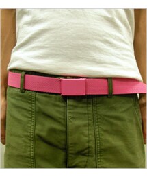 Levi's | 【Levi's リーバイス ベルト】ネオンカラーのピンクは、お洒落の分かる大人のアイテム。(ベルト)