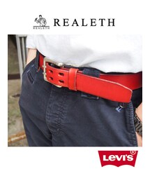 Levi's | 【Levi's リーバイス：Wピンベルト/レッド】重量感のある落ち着いた色目のレッドに仕上げているため、チノパンをはじめ、様々なスタイルに挿し色として違和感なく着用出来ます。(ベルト)