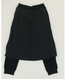 diddlediddle | COLLECTION】 UNDER PANTS / 99 BLACK トパンツ。 フロント部分に塩縮加工をしたハリ感とシワ感のあるナイロン生地がエプロンのようになっている。 前から、横から、後ろからと見え方が全て違う変則的なアイテム。 それでいて穿きやすく動きやすい。(その他パンツ)