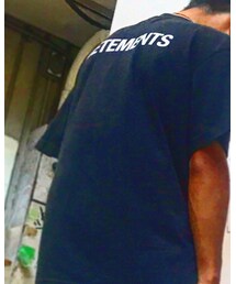 VETEMENTS | Tシャツ/カットソー